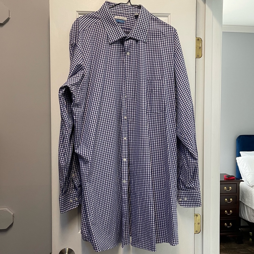 Van Heusen - TALL - 19 35/36 - Long Sleeve Dress Shirt